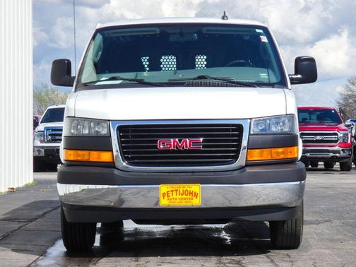 2023 GMC Savana 2500 Work Van