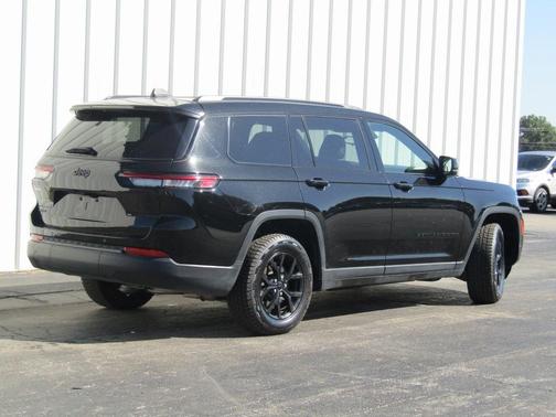 2024 Jeep Grand Cherokee L Laredo