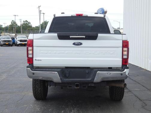 Oxford White 2021 Ford F-250 Lariat