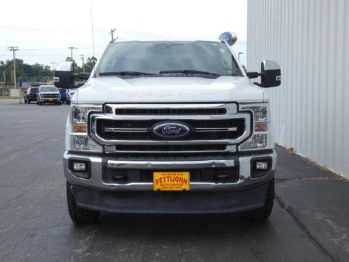 Oxford White 2021 Ford F-250 Lariat