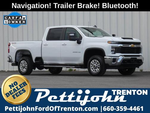 Summit White 2026 Chevrolet Silverado 2500 LT