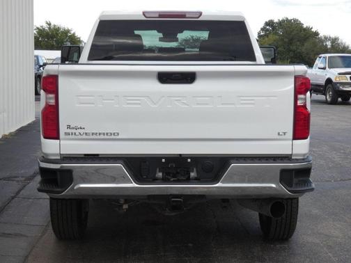 Summit White 2026 Chevrolet Silverado 2500 LT