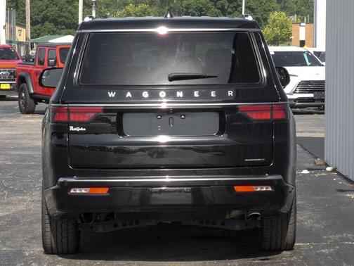 Diamond Black 2024 Jeep Wagoneer Series II