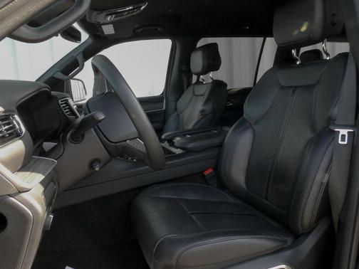 Diamond Black 2024 Jeep Wagoneer Series II