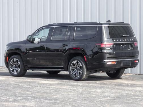 Diamond Black 2024 Jeep Wagoneer Series II