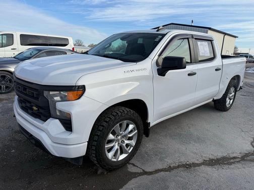 2022 Chevrolet Silverado 1500 Custom