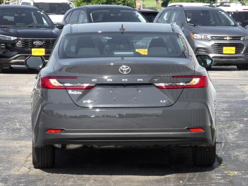 UNDERGROUND 2026 Toyota Camry LE