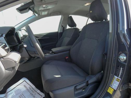 UNDERGROUND 2026 Toyota Camry LE
