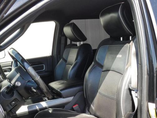 Diamond Black 2020 RAM 2500 Laramie