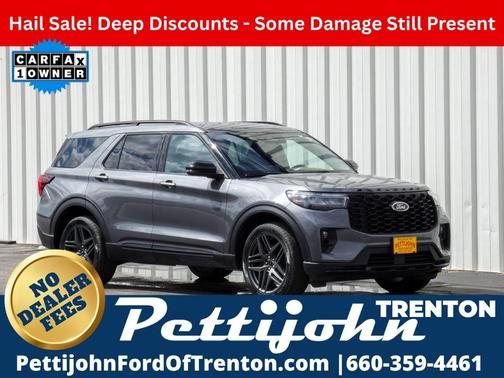 Gray Metallic 2025 Ford Explorer ST-Line