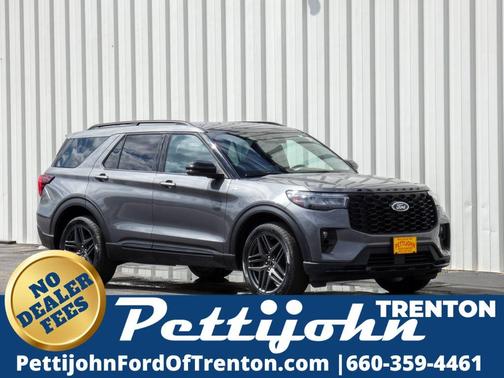 Gray Metallic 2025 Ford Explorer ST-Line