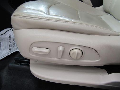 Summit White 2019 Buick Enclave Essence