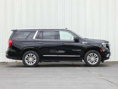 Onyx Black 2022 GMC Yukon SLT