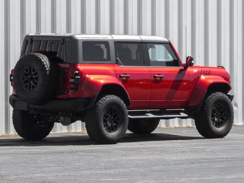 Chili Pepper Red 2024 Ford Bronco Raptor