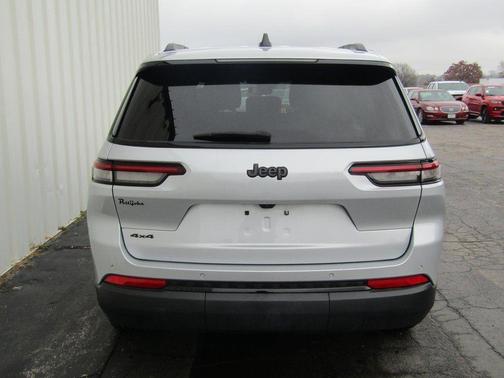 2024 Jeep Grand Cherokee L Laredo