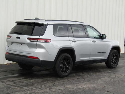 2024 Jeep Grand Cherokee L Laredo