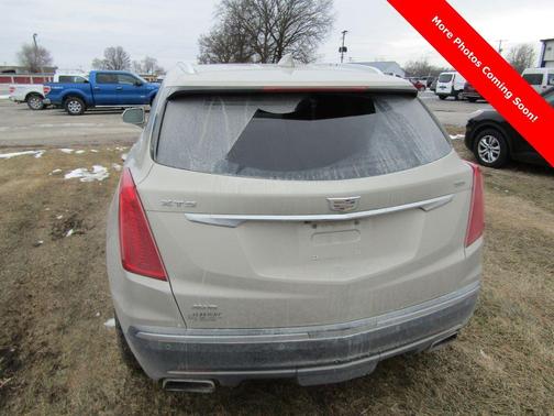 2017 Cadillac XT5 Premium Luxury