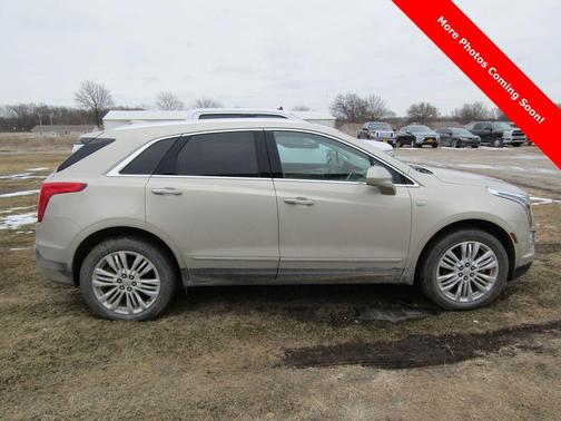 2017 Cadillac XT5 Premium Luxury