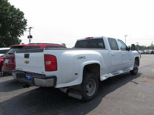 2009 Chevrolet Silverado 3500 LTZ Crew Cab