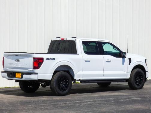 Oxford White 2026 Ford F-150 XLT