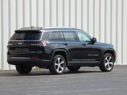 Diamond Black 2023 Jeep Grand Cherokee L Limited
