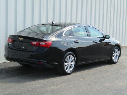 Black 2023 Chevrolet Malibu LT