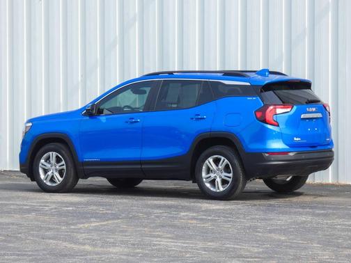 Rip Tide Blue 2024 GMC Terrain SLE