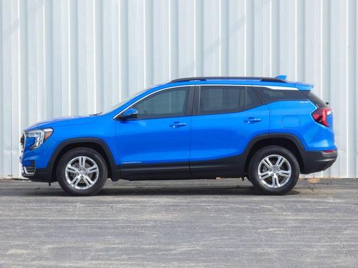 Rip Tide Blue 2024 GMC Terrain SLE