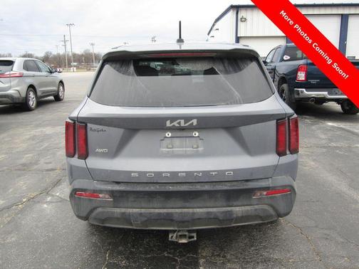 2022 Kia Sorento LX