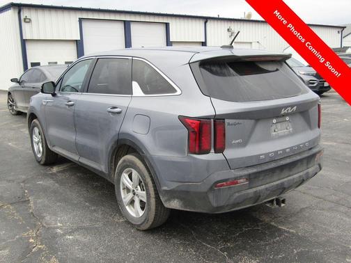 2022 Kia Sorento LX