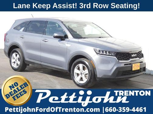 2022 Kia Sorento LX