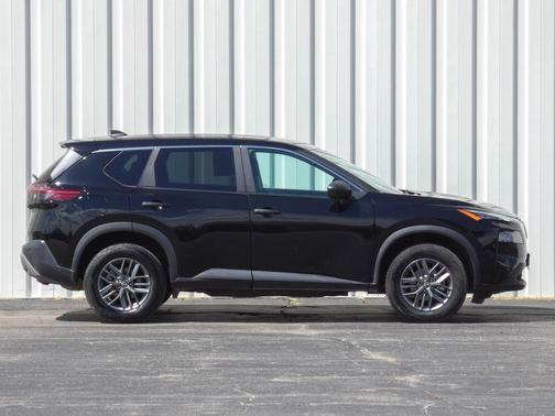 Black 2023 Nissan Rogue S