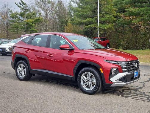 2025 Hyundai TUCSON SE