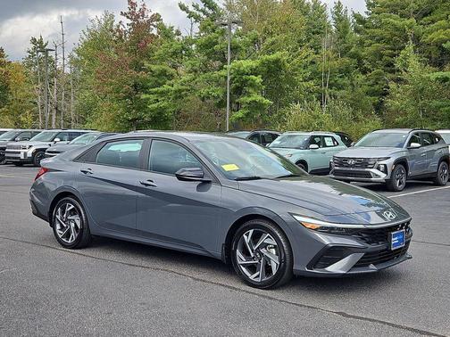 2025 Hyundai ELANTRA SEL Sport