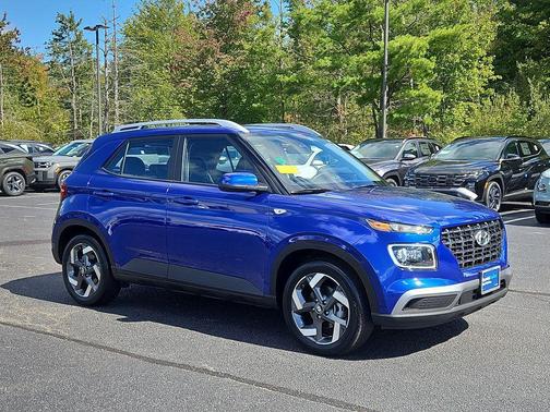 2025 Hyundai VENUE Limited
