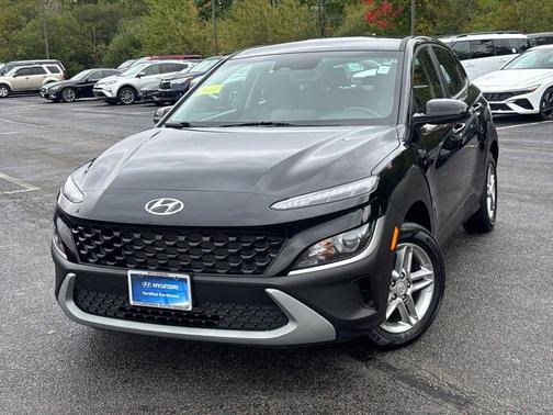 Black 2023 Hyundai KONA SE