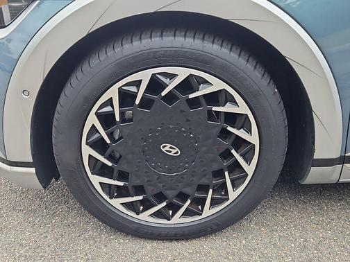 2022 Hyundai IONIQ 5 Limited