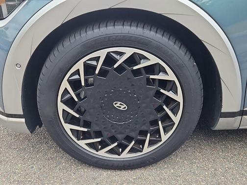 2022 Hyundai IONIQ 5 Limited