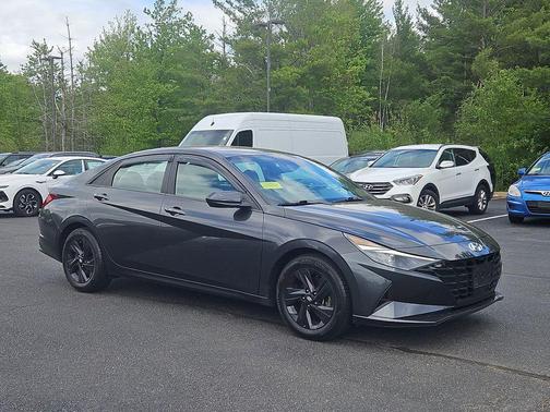 2021 Hyundai ELANTRA SEL