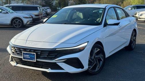 White 2024 Hyundai ELANTRA Limited