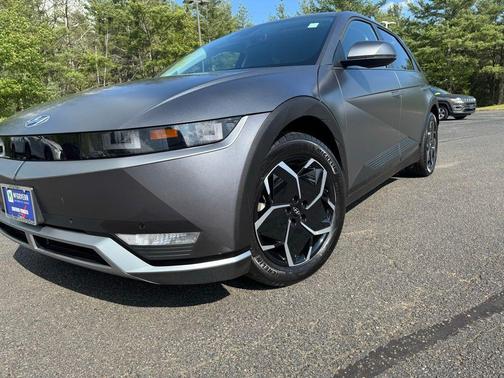 Gray 2024 Hyundai IONIQ 5 SEL