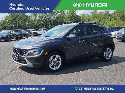 2022 Hyundai KONA SEL