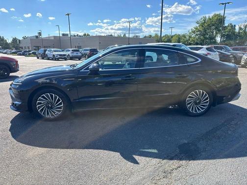 Black 2025 Hyundai SONATA Hybrid SEL