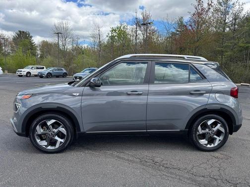 Gray 2022 Hyundai VENUE Limited