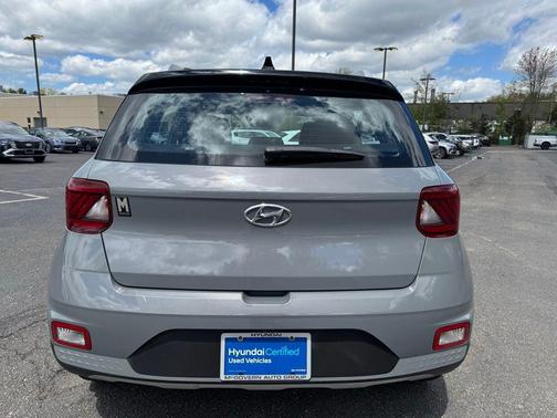 Gray 2022 Hyundai VENUE Limited