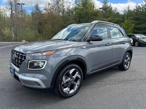 Gray 2022 Hyundai VENUE Limited