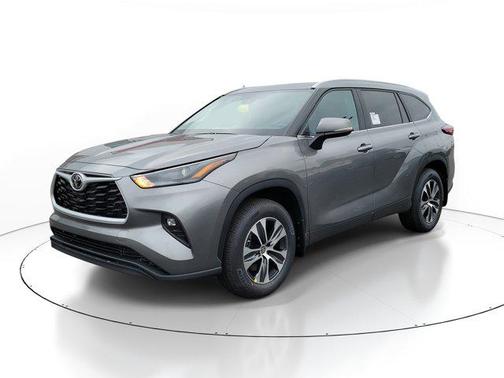 2026 Toyota Highlander XLE