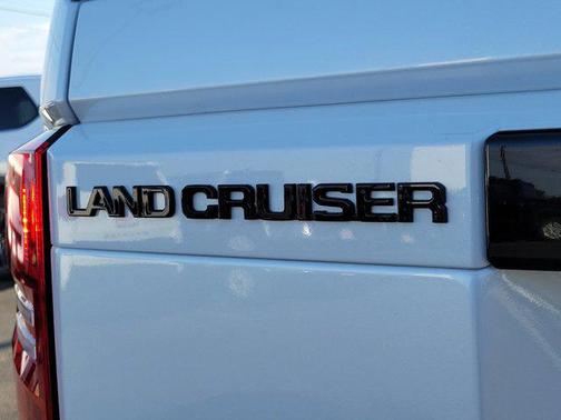 Wind Chill Prl 2026 Toyota Land Cruiser Base