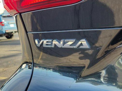 2022 Toyota Venza Limited