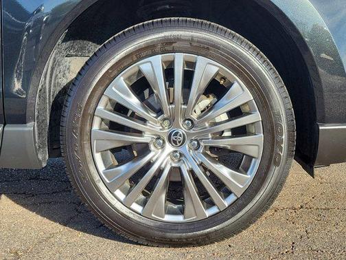 2022 Toyota Venza Limited